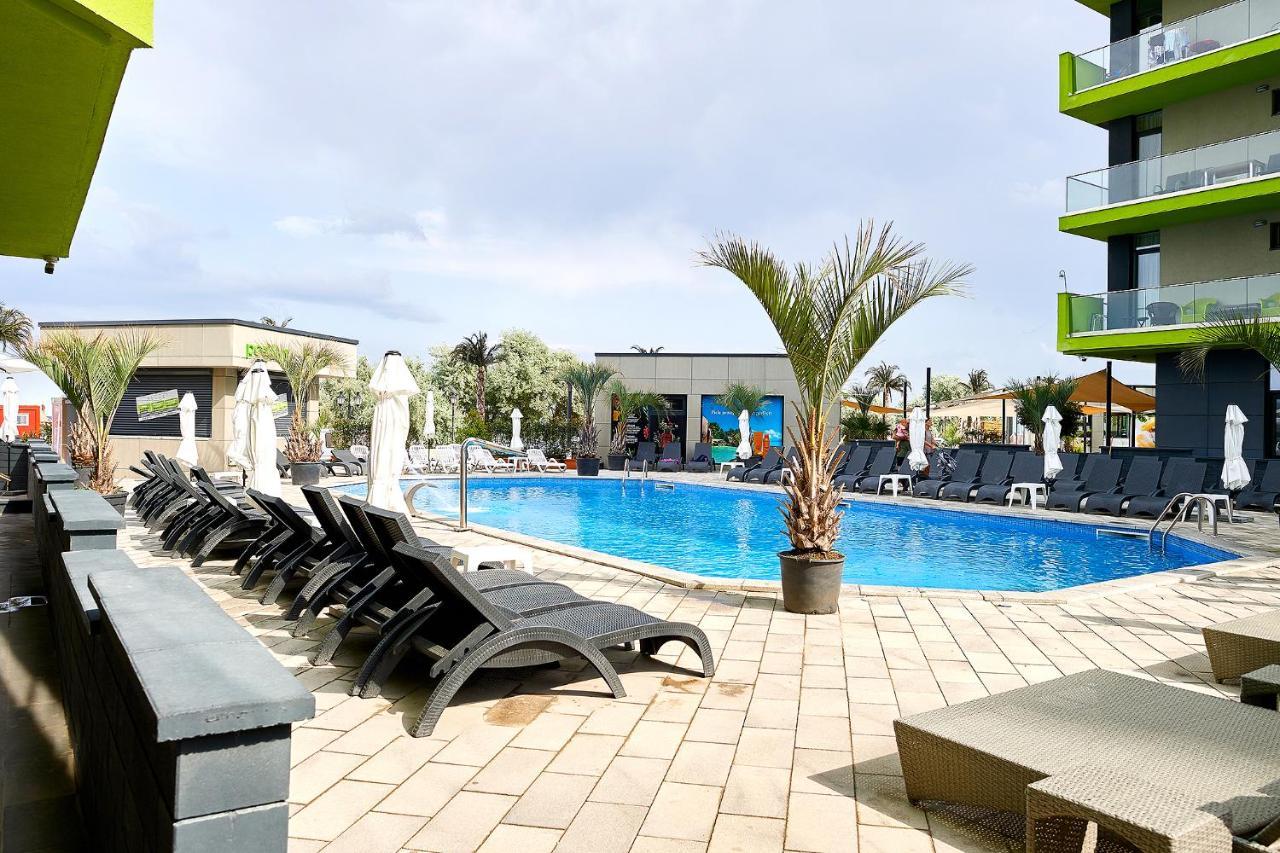 Sophie Apartment Spa N Pool Beach Resort Navodari Bagian luar foto